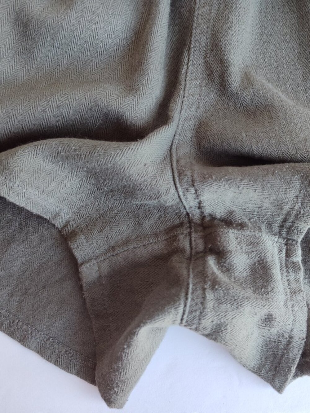 Universal Threads Short - Picture 3 of 4